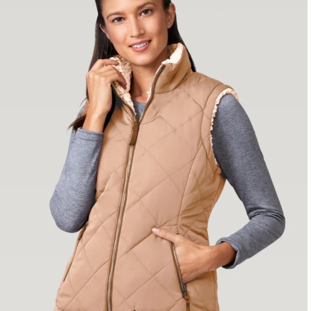 Free Country Tan reversible Vest. - Picture 1 of 2